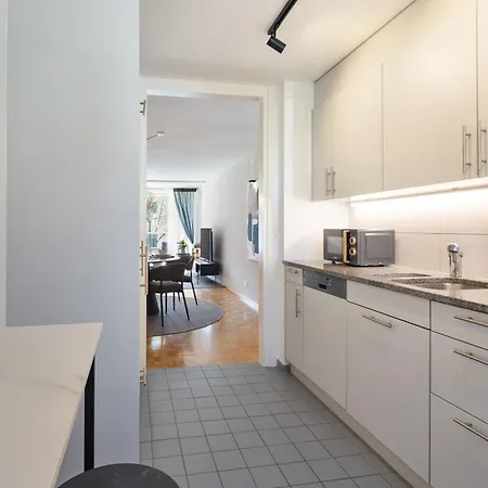 Zentrale Mit Buero Und Parkplatz Appartement Saint-Gall