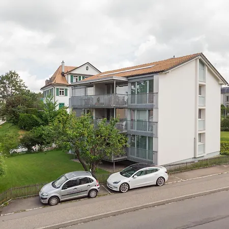 Zentrale Mit Buero Und Parkplatz Appartement *